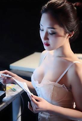我的性感女秘书影音先锋